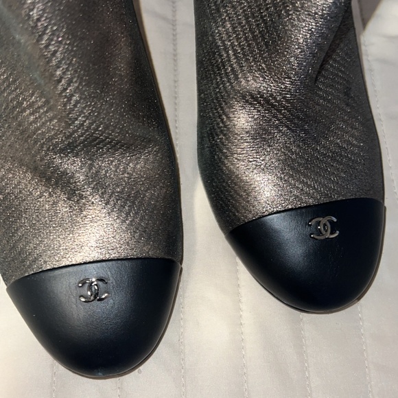 Chanel Embossed Lambskin Calfskin CC Cap Toe Ankle Boots - Picture 9 of 9